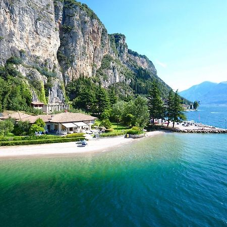 Bed and Breakfast Torre Degli Ulivi Тіньяле Екстер'єр фото