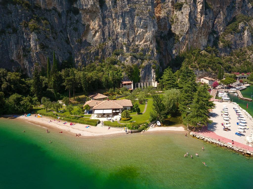 Bed and Breakfast Torre Degli Ulivi Тіньяле Екстер'єр фото